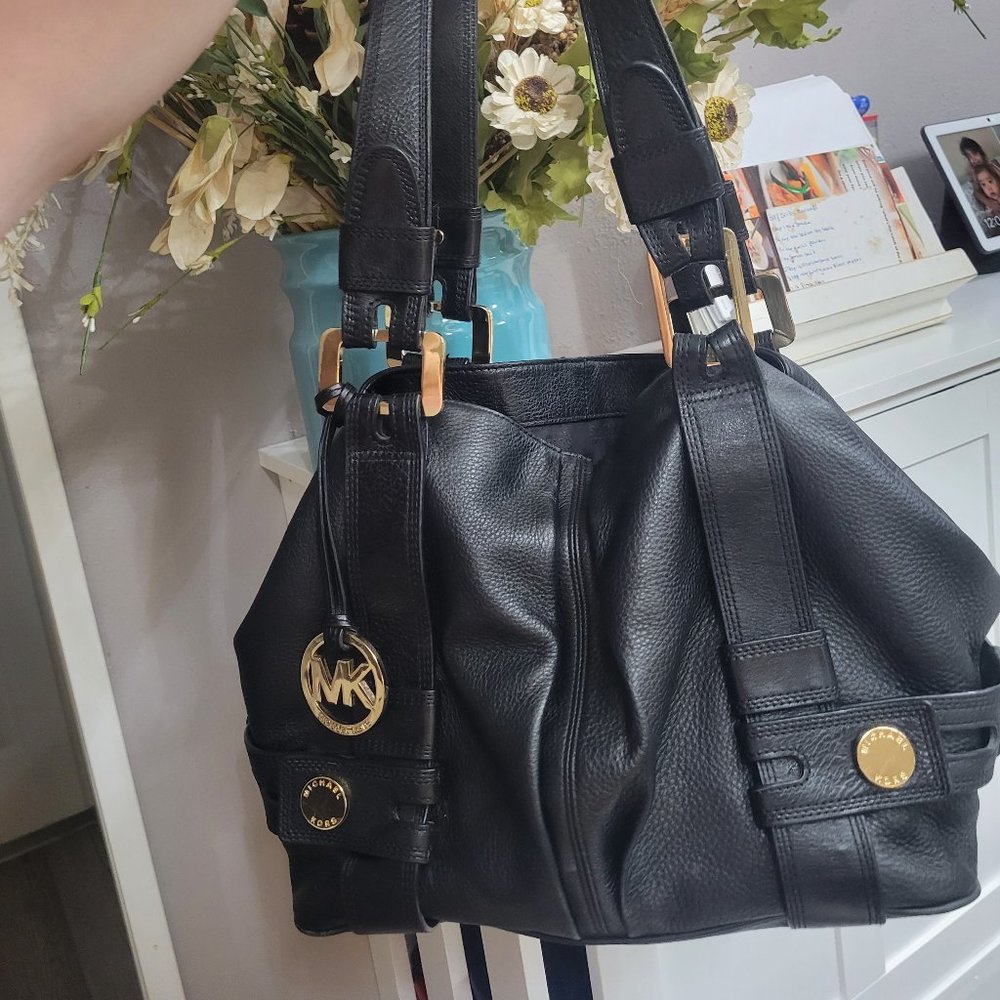 Micheal Kors tote